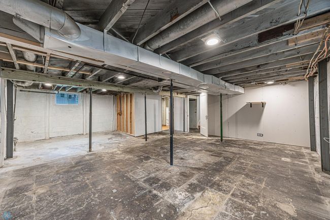 Basement | Image 40