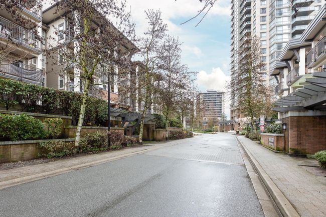 426 - 4833 Brentwood Drive, Condo with 2 bedrooms, 2 bathrooms and 1 parking in Burnaby BC | Image 31