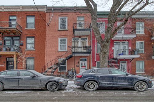 2285 Rue De Bordeaux, Montréal, QC, H2K3Z1 | Card Image