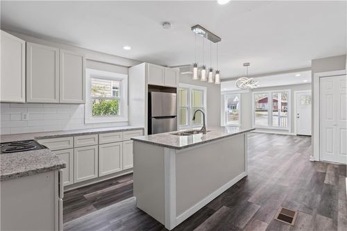 599 Daniel Ave, Decatur, GA, 30032-4014 | Card Image