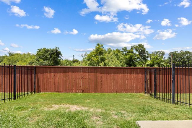 View of yard | Image 34