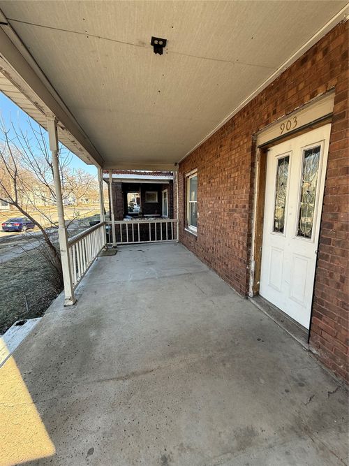 903 6th Ave N, Fort Dodge, IA, 50501-3217 | Card Image