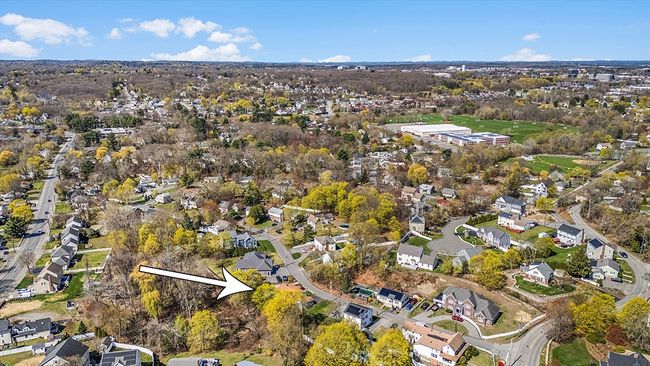 6 Garden St, House other with 3 bedrooms, 2 bathrooms and 3 parking in Woburn MA | Image 33