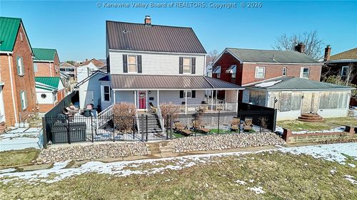 1118 Kanawha Ave, Dunbar, WV, 25064-3108 | Card Image
