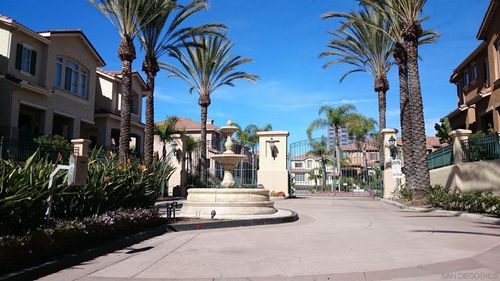 52-918 Camino De La Reina, San Diego, CA, 92108-3001 | Card Image