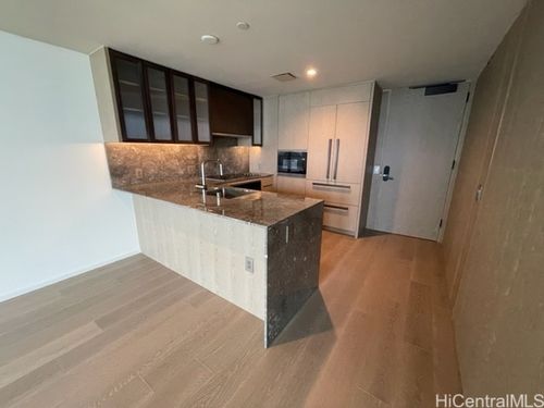 1607-1000 Auahi St, Honolulu, HI, 96814-3358 | Card Image