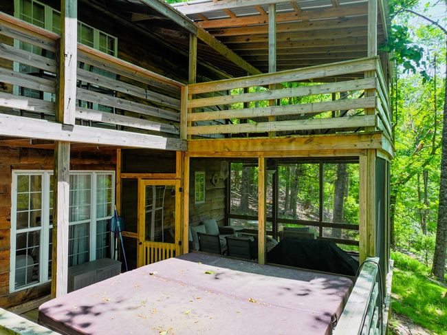 151 Powhatan Trl, House other with 3 bedrooms, 2 bathrooms and null parking in Fancy Gap VA | Image 9