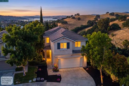 4000 Hiller Ln, Martinez, CA, 94553-8616 | Card Image