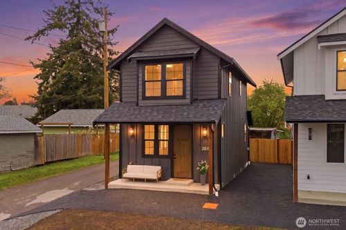 c-2815 25th St, Everett, WA, 98201-3109 | Card Image