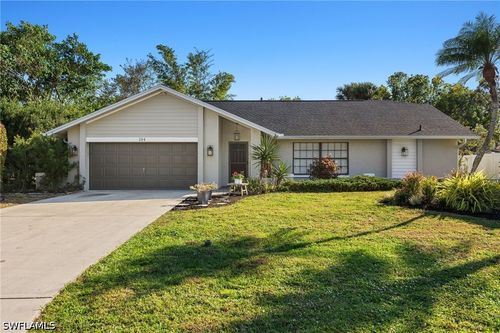 194 Wickliffe Dr, NAPLES, FL, 34110-1334 | Card Image