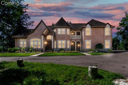 41901 8 Mile Rd, Northville Township, MI, 48167-1931 | Card Image