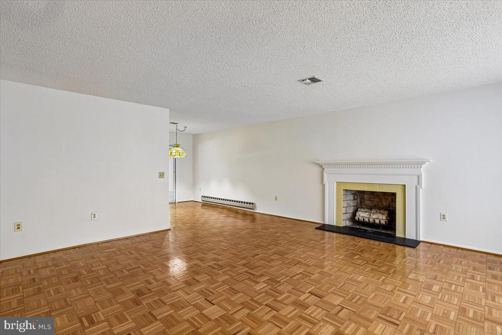 Residential in SILVER SPRING 4