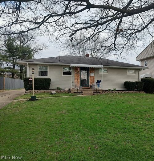 3605 Birchdale Rd Nw, Canton, OH, 44708-4030 | Card Image