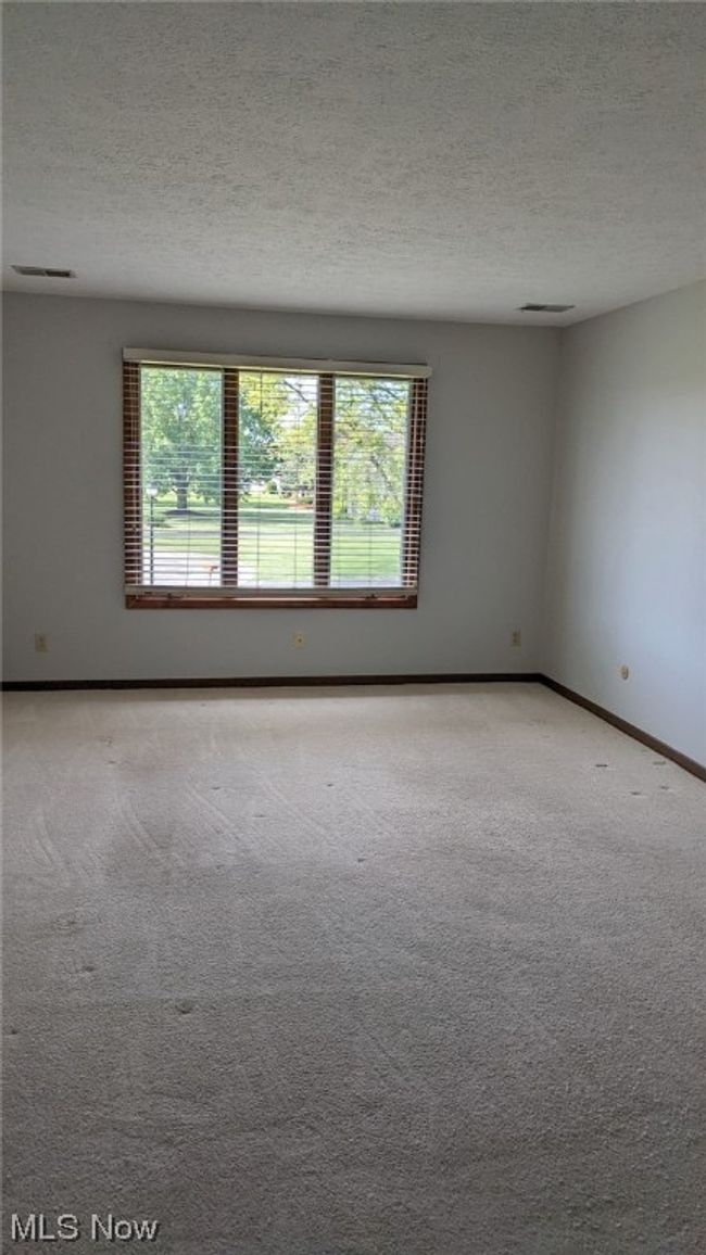 Living Room | Image 4