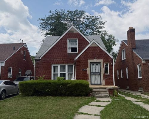 10737 Stratman St, Detroit, MI, 48224-2476 | Card Image