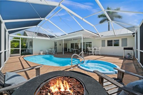 4071 Shellcrest Rd, ST. JAMES CITY, FL, 33956-2362 | Card Image