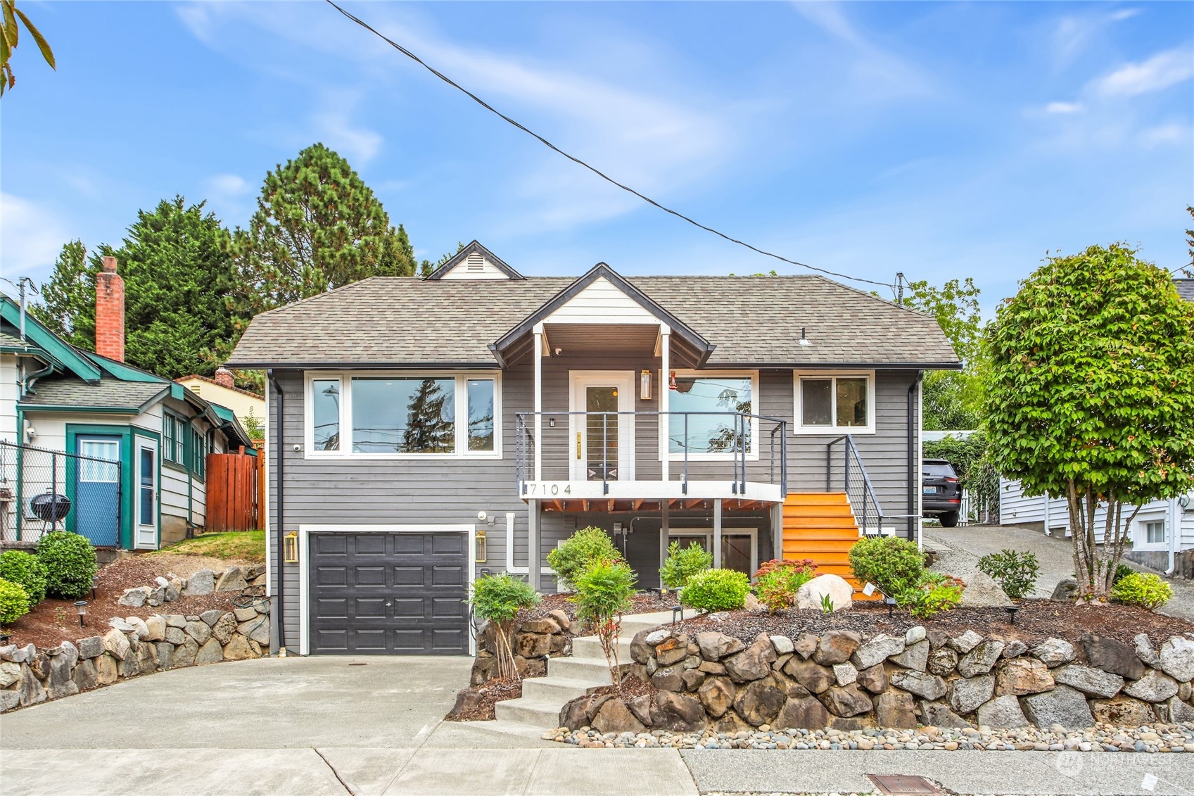 Woodside Pl, Seattle, WA 98136