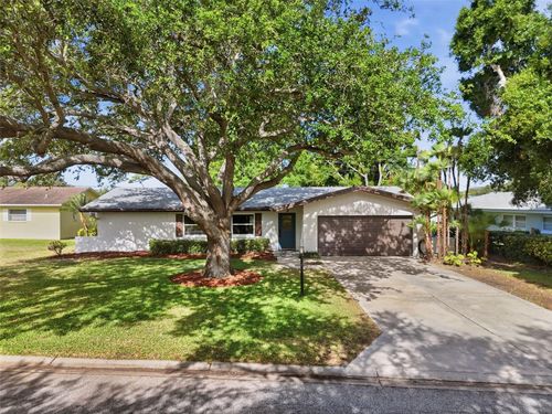 2150 Sarazen Dr, DUNEDIN, FL, 34698-2244 | Card Image