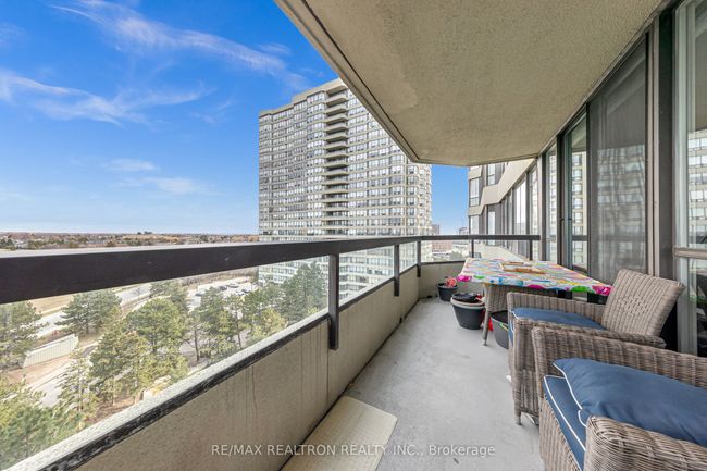 907 - 24 Hanover Rd, Condo with 2 bedrooms, 2 bathrooms and null parking in Brampton ON | Image 21