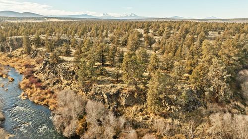 6633 Nw Tetherow Rd, Redmond, OR, 97756-0337 | Card Image