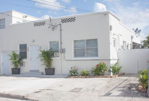 f1b-1827 Nw Flagler Ter, Miami, FL, 33125-5409 | Card Image