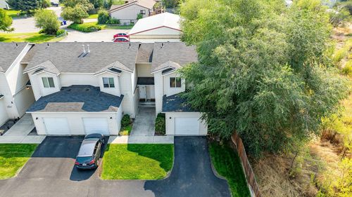11212 E 4th Ave, Spokane Valley, WA, 99206-6010 | Card Image