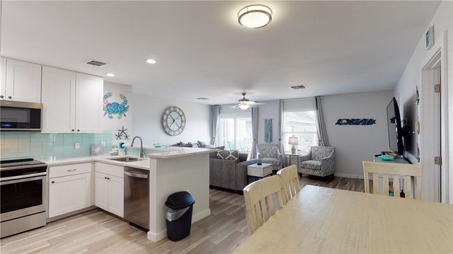 APT-201 - 4901 State Highway 361, Condo with 2 bedrooms, 2 bathrooms and null parking in Port Aransas TX | Image 28