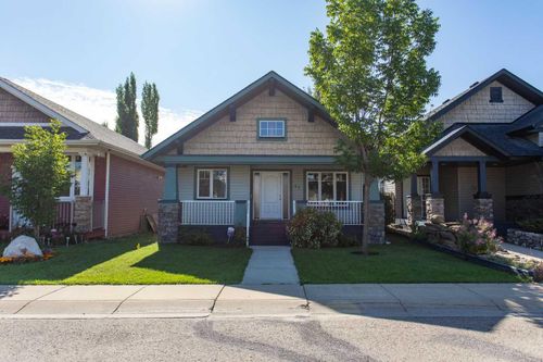 37 Wade Close, Red Deer, AB, T4N7E6 | Card Image