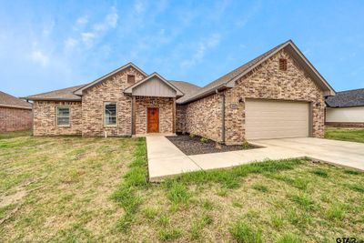 122 Rose Row Ln, House other with 4 bedrooms, 2 bathrooms and null parking in Winona TX | Image 1