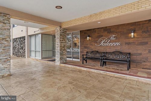 apt-704-5353 Columbia Pike, ARLINGTON, VA, 22204-3109 | Card Image