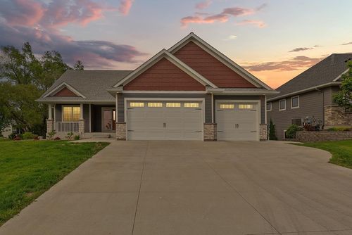 1939 Legacy Dr, Faribault, MN, 55021-1847 | Card Image