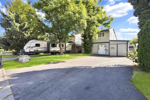 20804 52a Ave, Langley, BC, V3A6E5 | Card Image