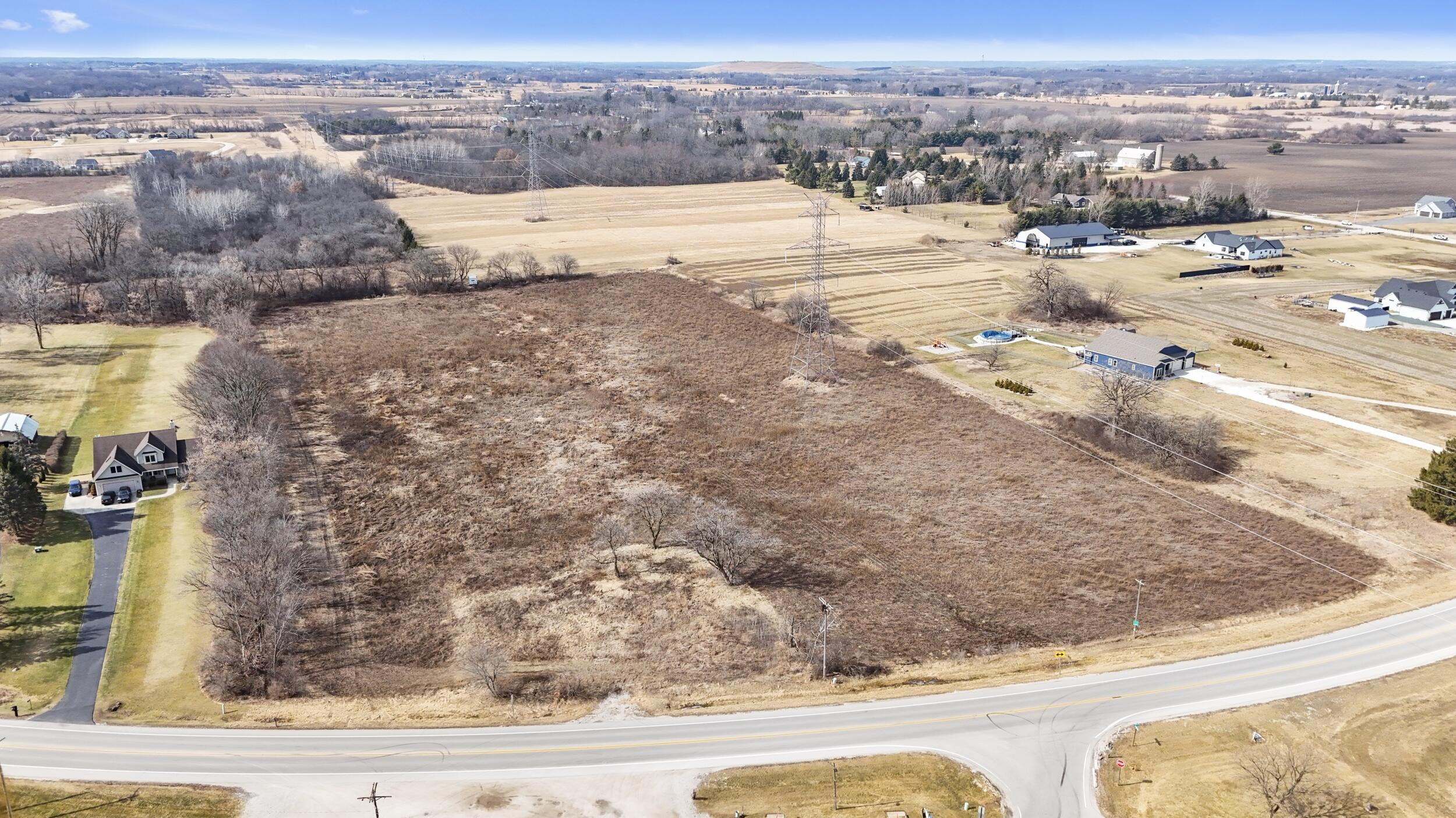 Land in Raymond 2
