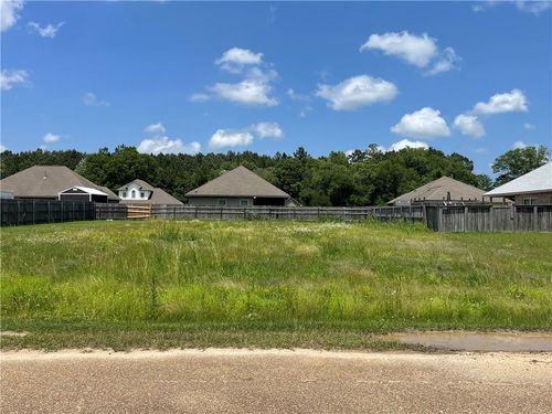 21346 Beau Chateau Blvd, Ponchatoula, LA, 70454-5664 | Card Image