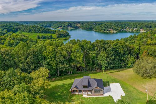 885 Majors Cemetery Rd, Lynchburg, TN, 37352-8432 | Card Image