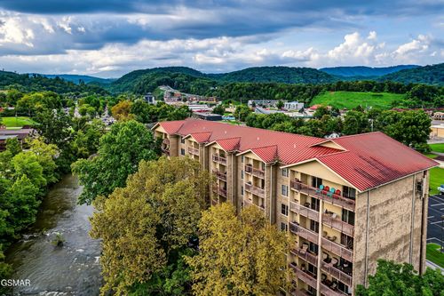 604-3919 S River Rd, Pigeon Forge, TN, 37863-3920 | Card Image