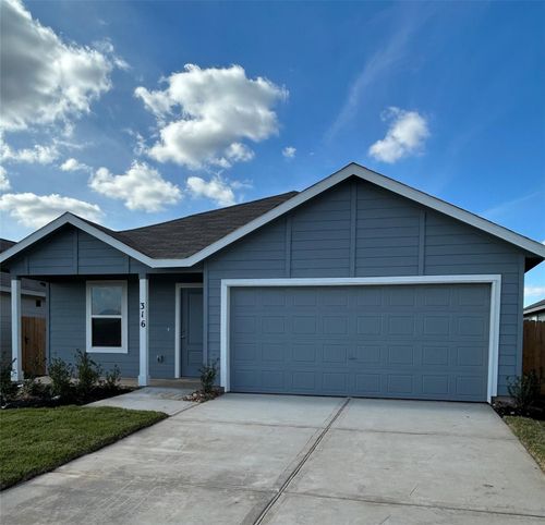 316 Nicholas Dr, Wharton, TX, 77488-5215 | Card Image