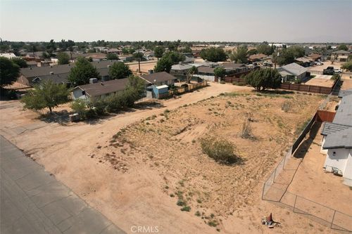 10 Live Oak St Street, Hesperia, CA, 92345 | Card Image