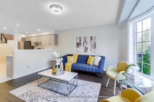 57 Woodhaven Dr, Brampton, ON, L7A1Y8 | Card Image