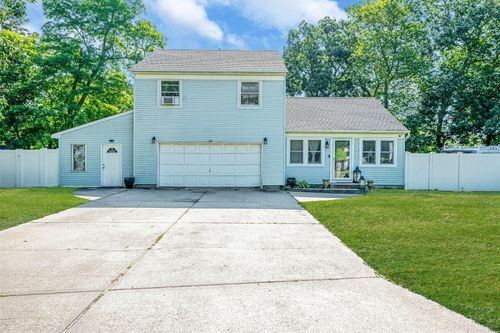 109 Laurelton Dr, Mastic Beach, NY, 11951-6503 | Card Image