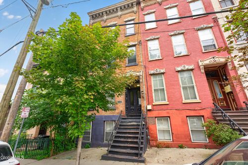 103 Ten Broeck St, Albany, NY, 12210-2586 | Card Image