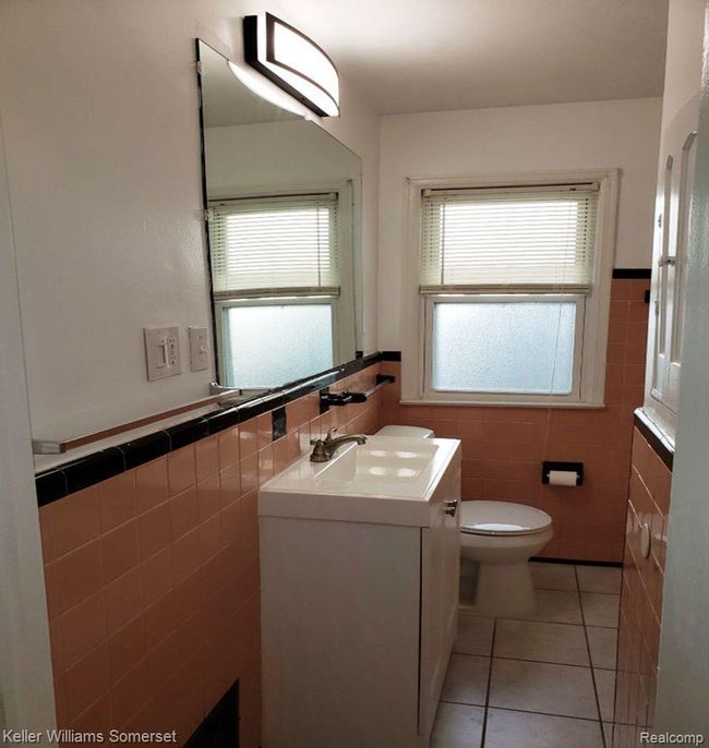 622 E 12 Mile Rd, House other with 3 bedrooms, 1 bathrooms and null parking in Royal Oak MI | Image 18