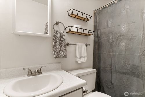 apt-53-1815 Number 2 Canyon Rd, Wenatchee, WA, 98801-2346 | Card Image