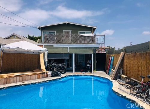 2238 Walnut Ave, Signal Hill, CA, 90755-3620 | Card Image