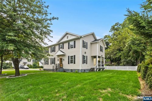 24 Ryder Rd, Fair Lawn, NJ, 07410-3329 | Card Image