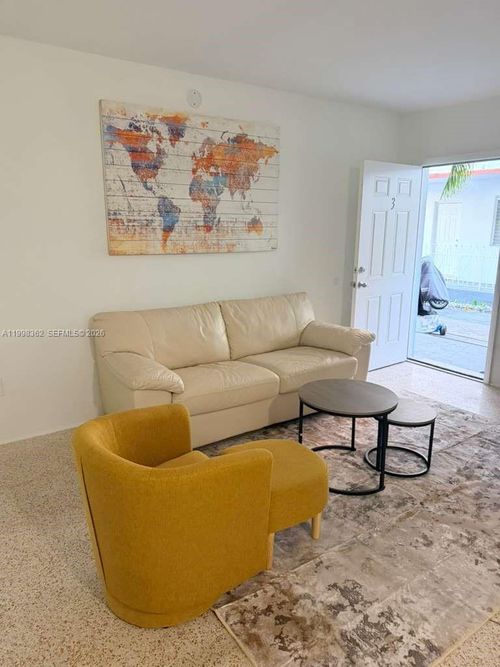 apt-3-790 81st St, Miami Beach, FL, 33141-1513 | Card Image