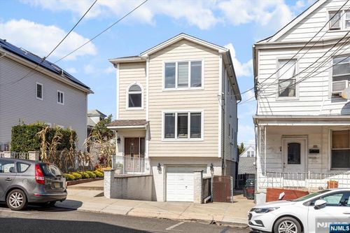 129 Tappan St, Kearny, NJ, 07032-3316 | Card Image