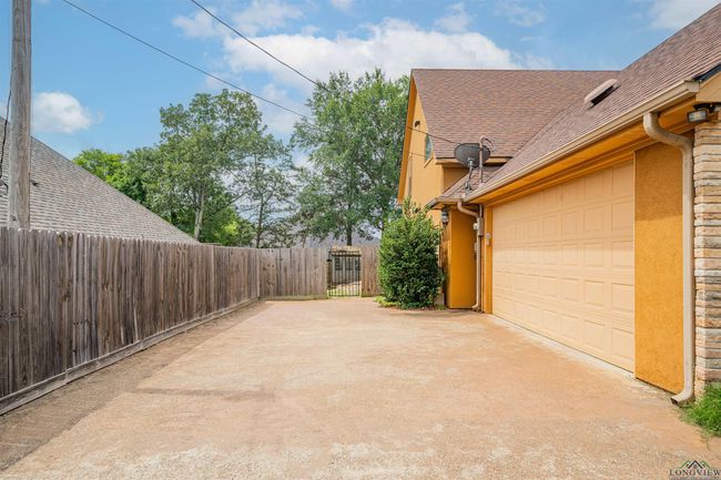 2120 Page Rd, House other with 4 bedrooms, 4 bathrooms and null parking in Longview TX | Image 32