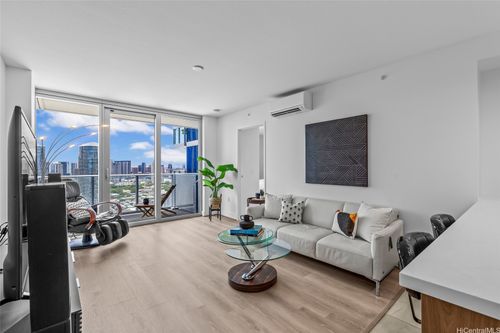2810-629 Keeaumoku St, Honolulu, HI, 96814-3632 | Card Image