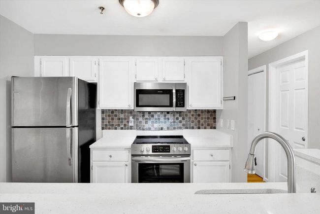 APT-10 - 1100 Quaker Hill Dr, Condo with 2 bedrooms, 1 bathrooms and null parking in ALEXANDRIA VA | Image 14